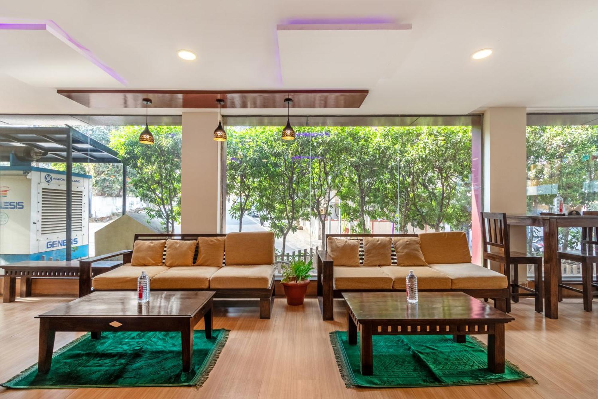 Hotel Treebo Purple Square Hyderabad Exterior foto